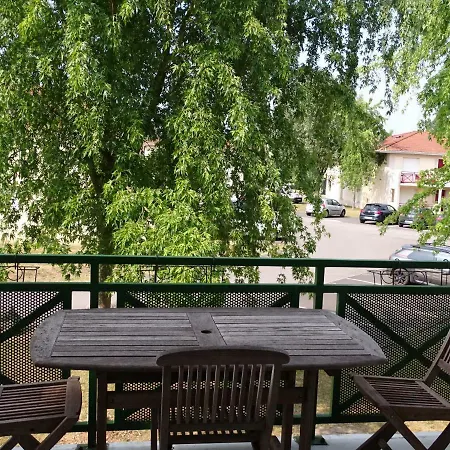 Apartamento Les Jardins De Theo Hasnon Exterior foto